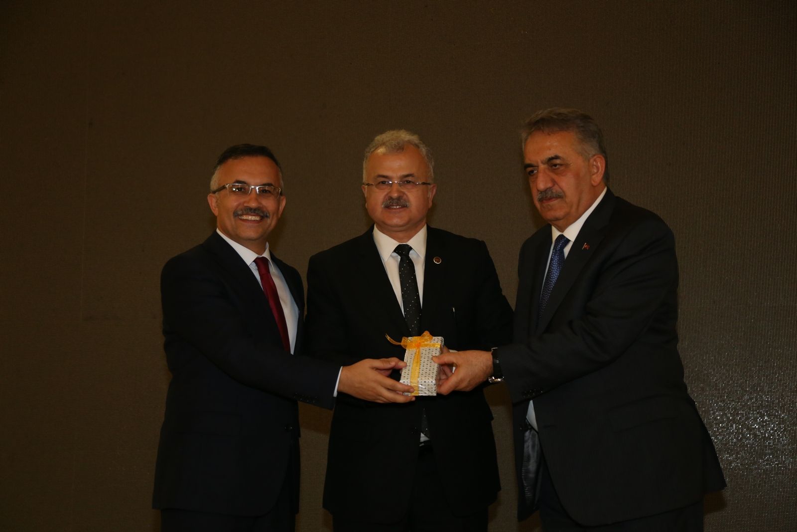 BAŞKAN KASAP’IN ONURUNA RİZE’DE VEDA GECESİ DÜZENLENDİ